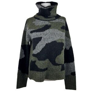 AQUA  Women’s Designer, Chic, Chunky Knit  Camouflage, Cowl Neck Sweater Size XS